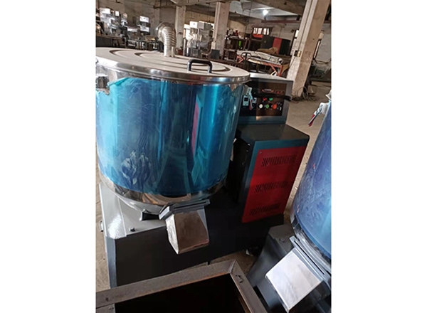 塑料攪拌（bàn）機幹燥（zào）機